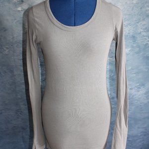 Katie Brown Gray Long Sleeve Scoop Neck Fitted T-Shirt ~2/4~